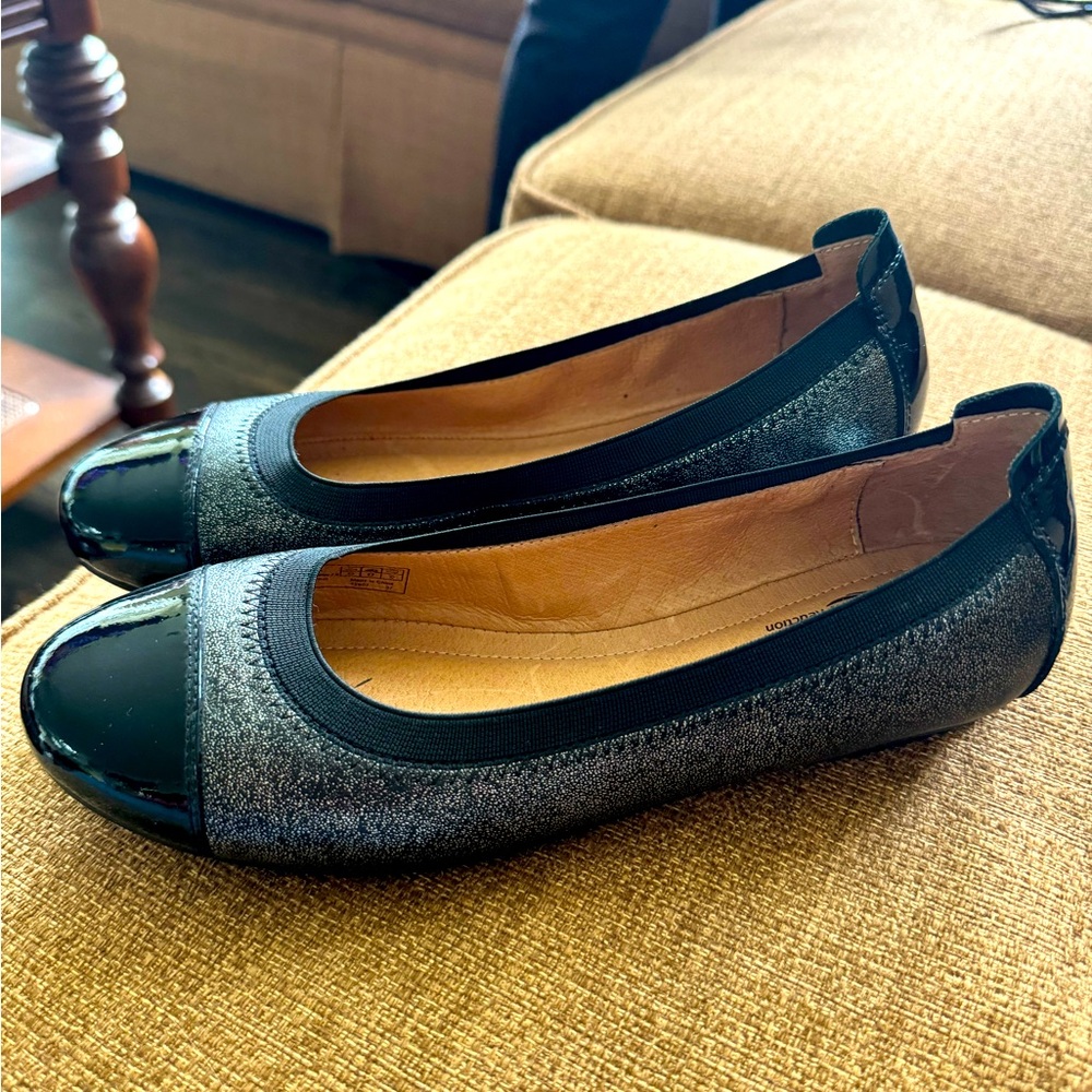 Brand new Josef Seibel slipper